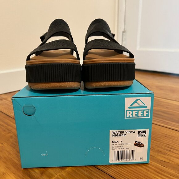 New with Box: Reef Water Vista Higher Sandals - Picture 7 of 8